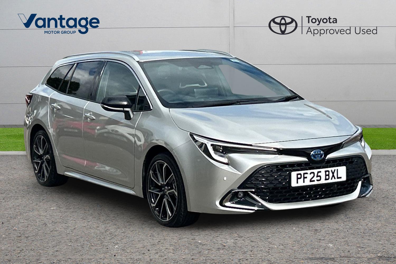 Main listing image - Toyota Corolla