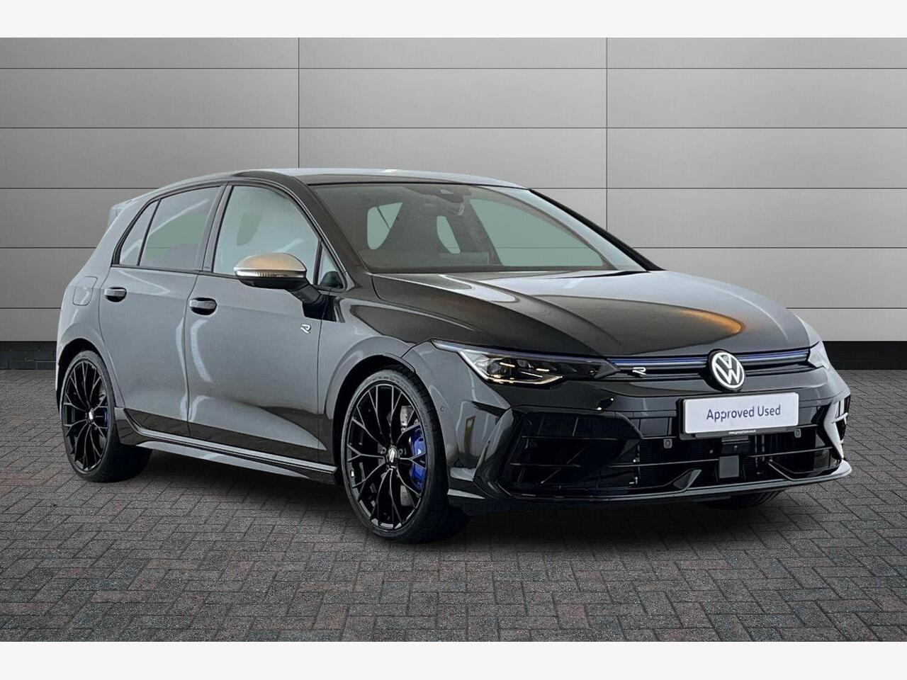 Main listing image - Volkswagen Golf R