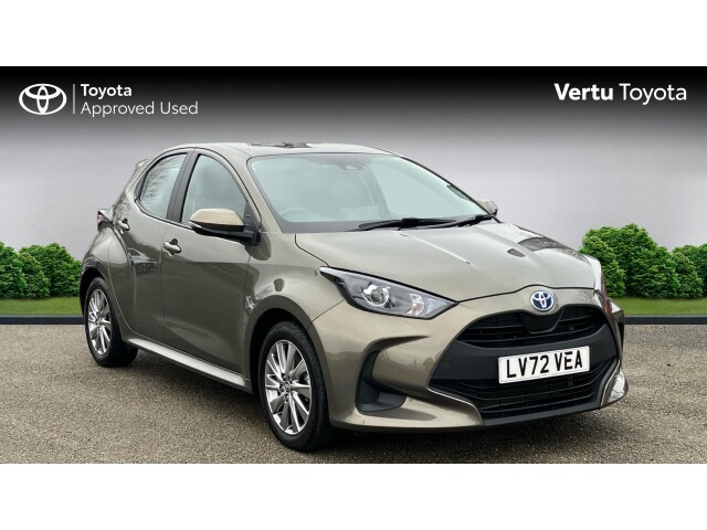 Main listing image - Toyota Yaris