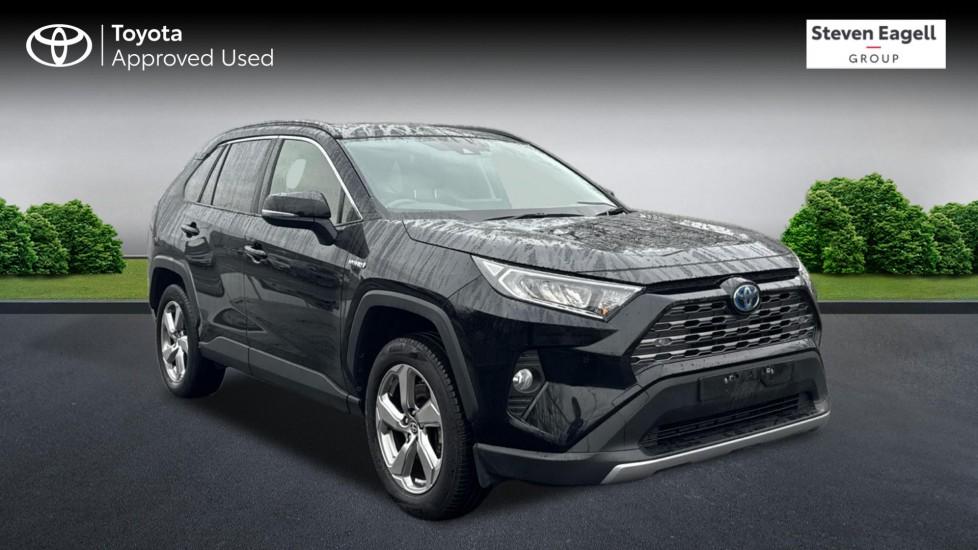 Main listing image - Toyota RAV4