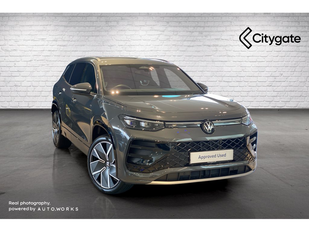 Main listing image - Volkswagen Tayron