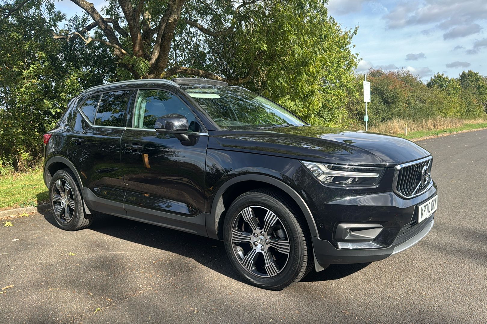 Main listing image - Volvo XC40