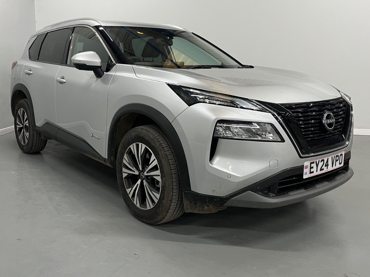 Main listing image - Nissan X-Trail