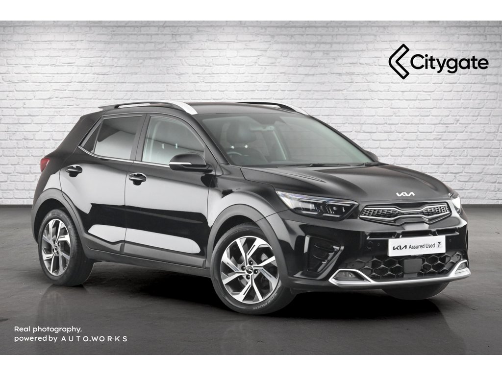 Main listing image - Kia Stonic