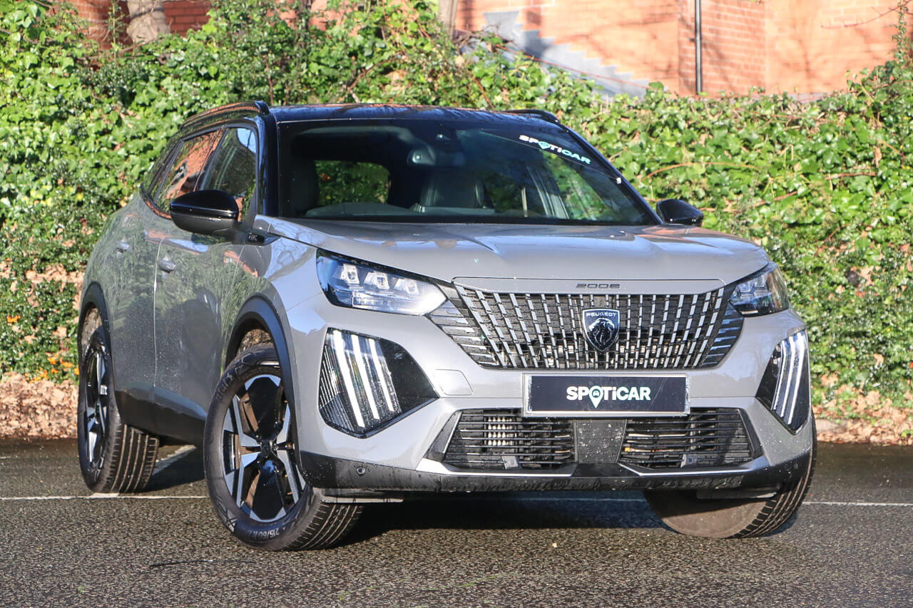 Main listing image - Peugeot 2008