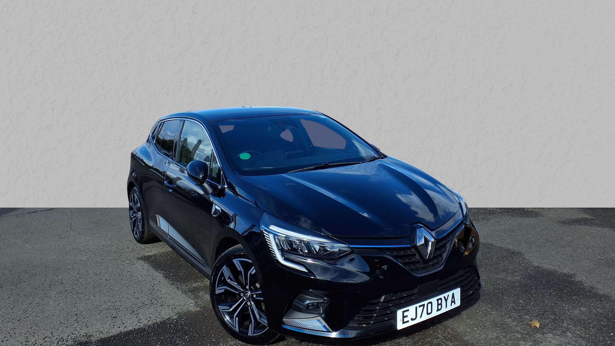 Main listing image - Renault Clio