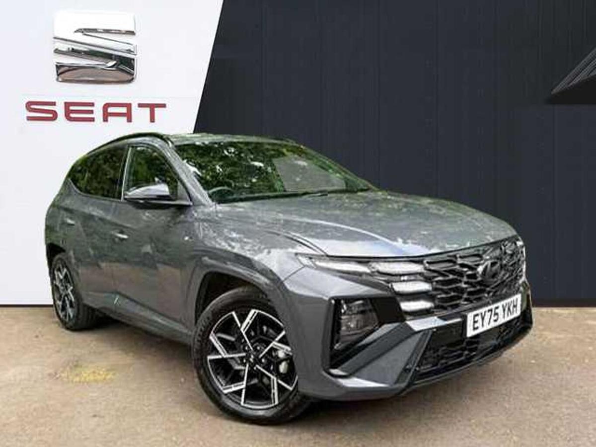 Main listing image - Hyundai Tucson