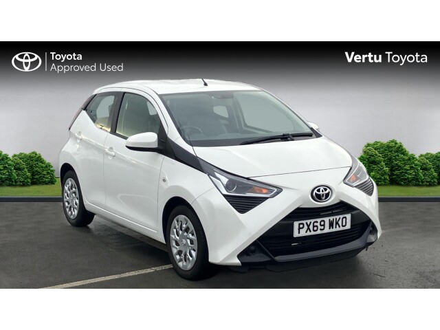 Main listing image - Toyota Aygo