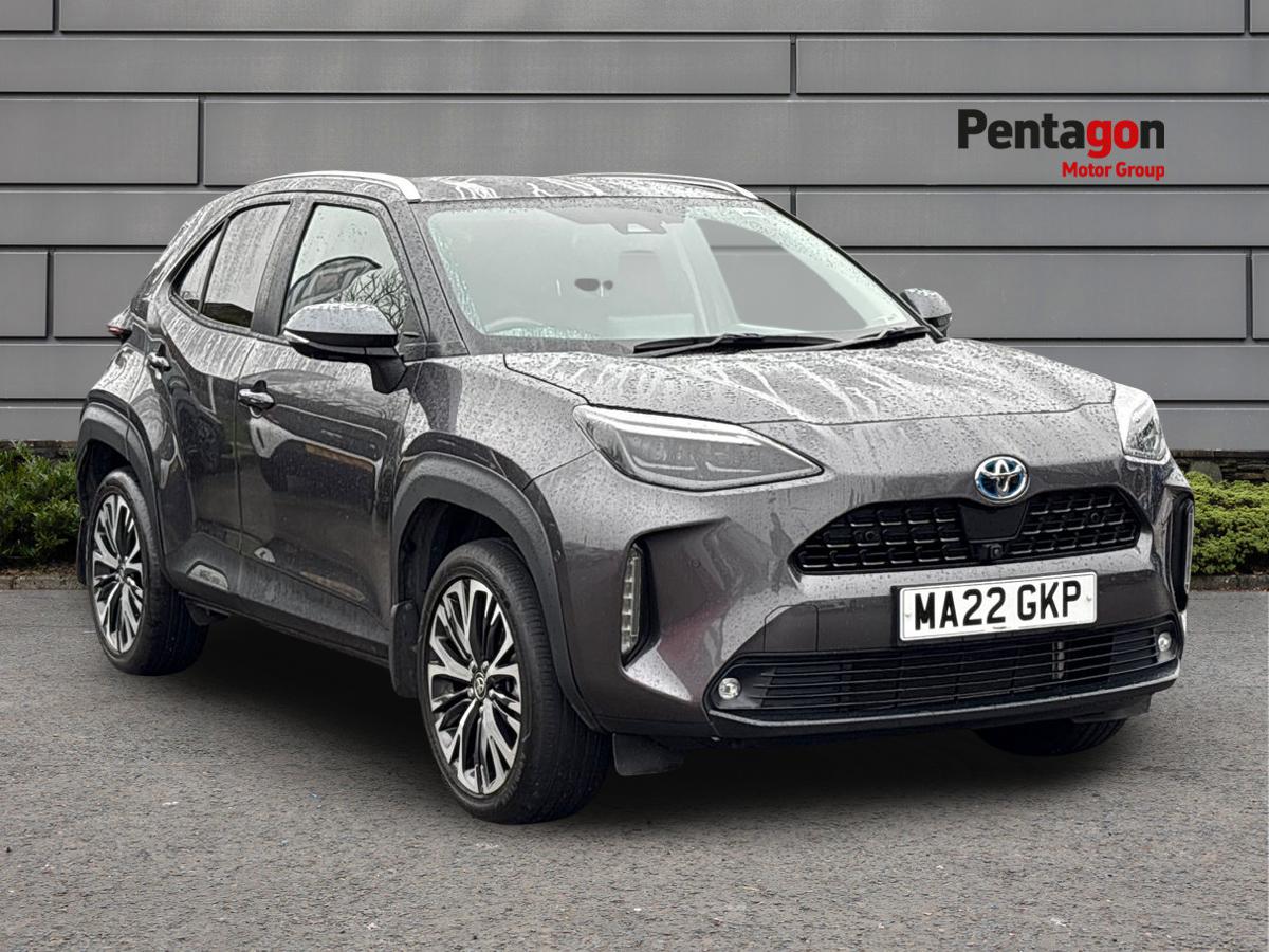 Main listing image - Toyota Yaris Cross