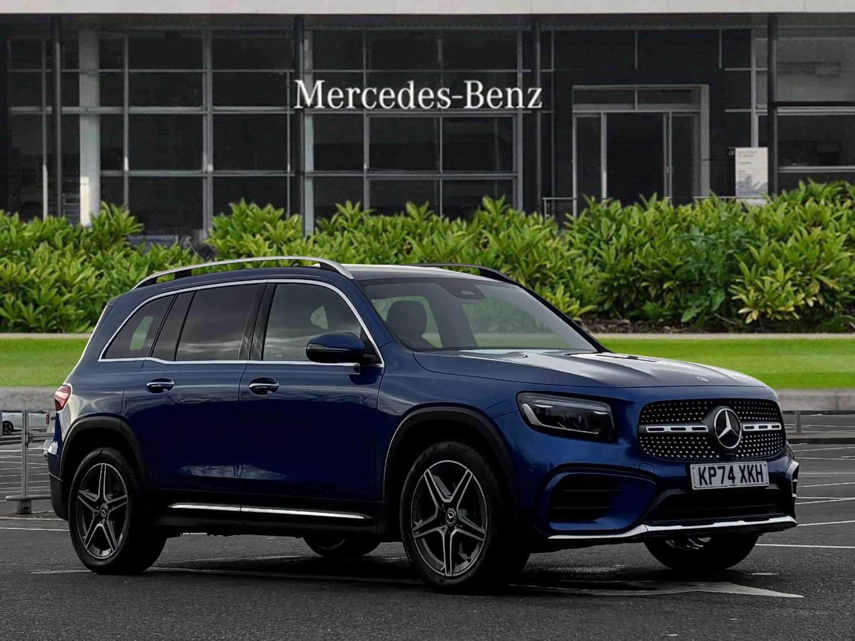 Main listing image - Mercedes-Benz GLB