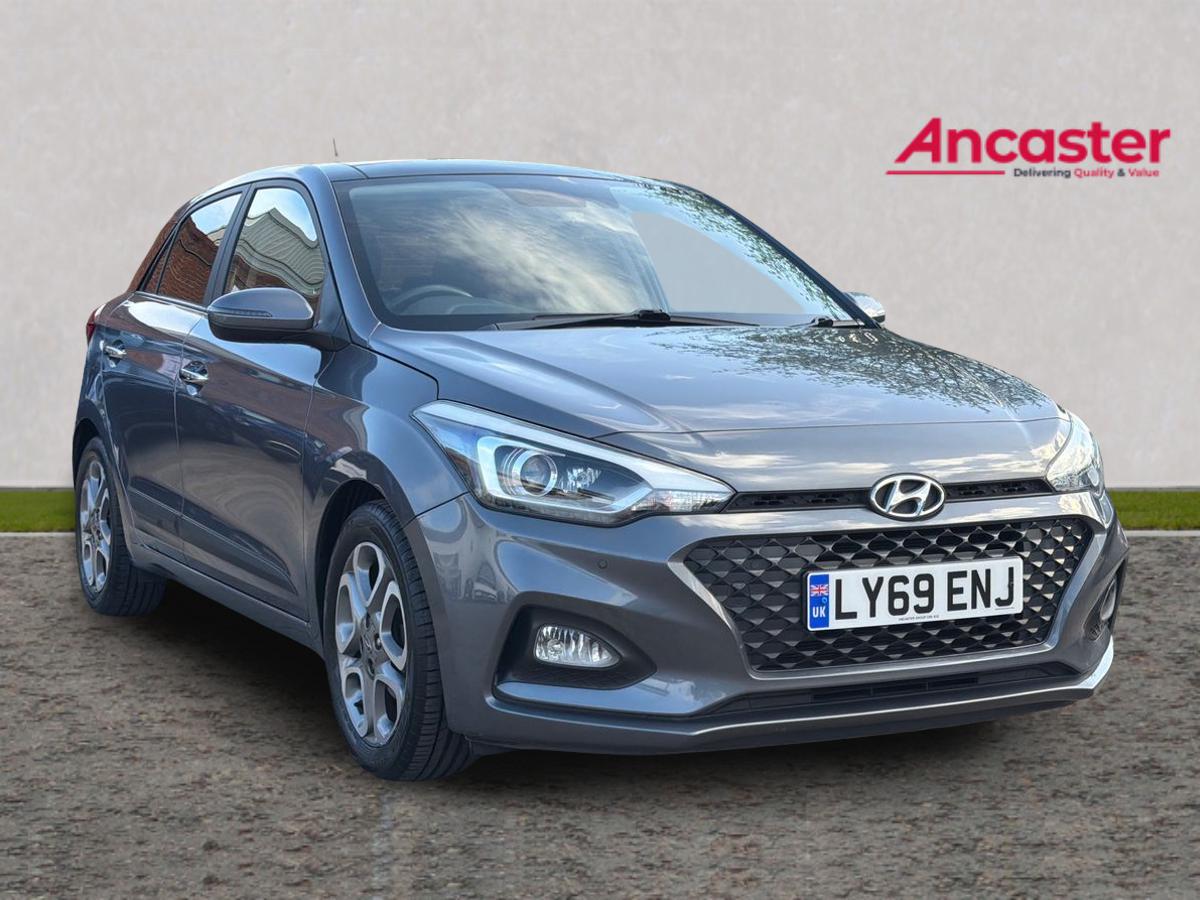 Main listing image - Hyundai i20