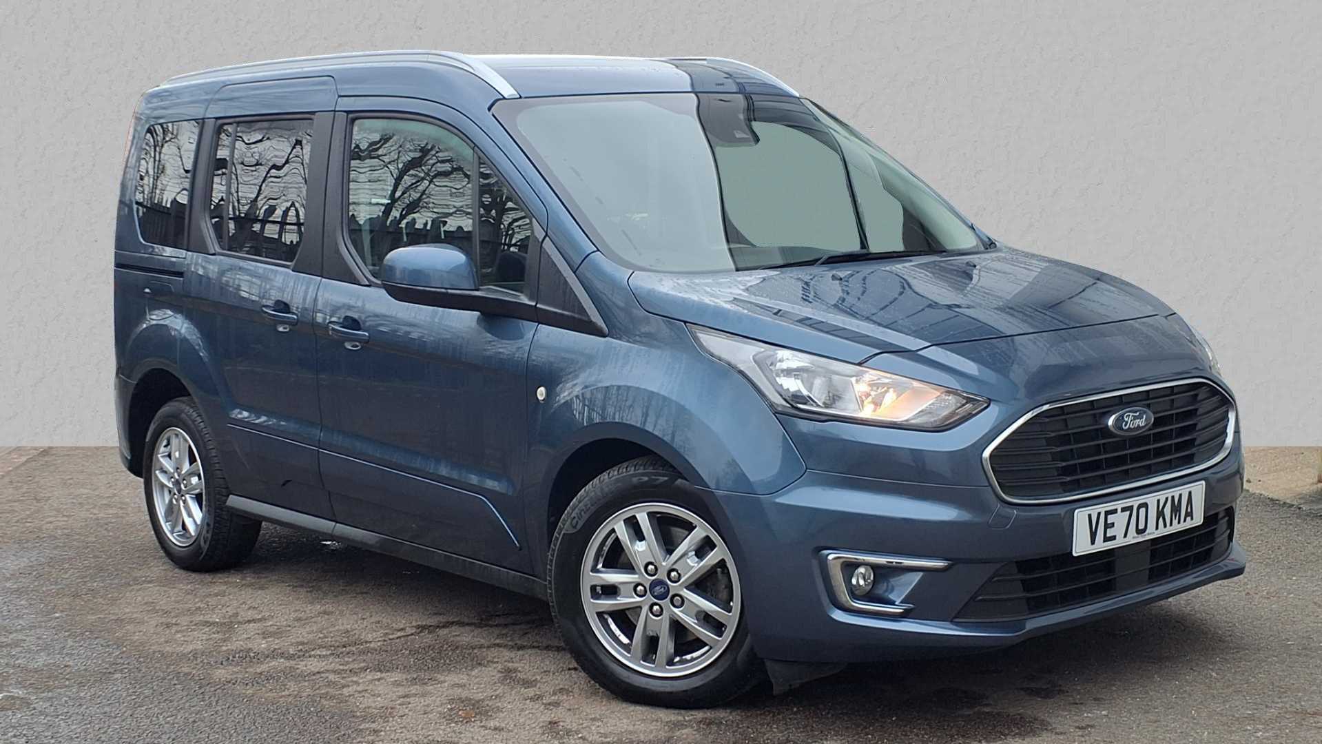 Main listing image - Ford Tourneo Connect