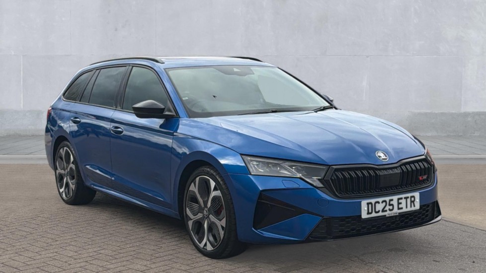 Main listing image - Skoda Octavia Estate