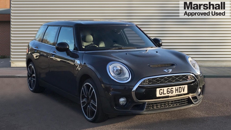 Main listing image - MINI Clubman