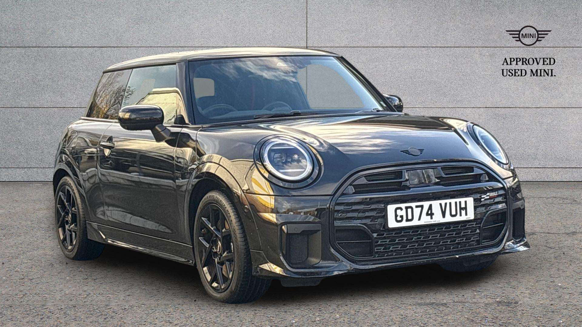 Main listing image - MINI Hatchback