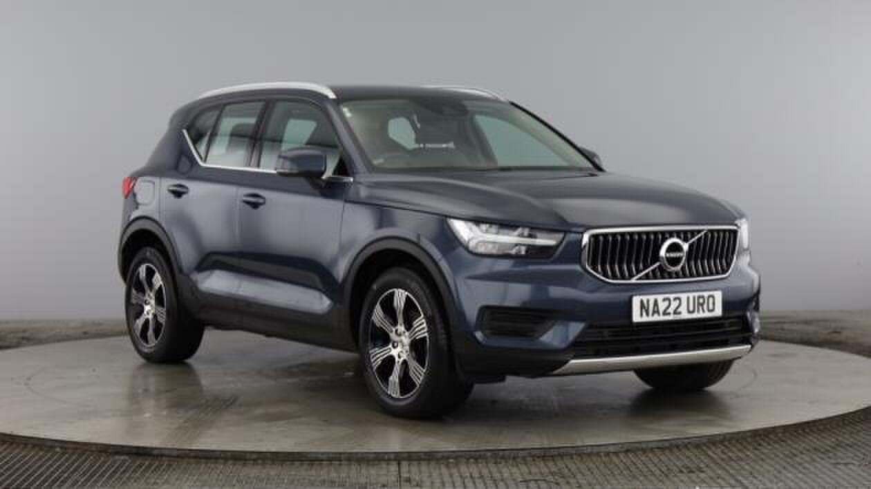 Main listing image - Volvo XC40