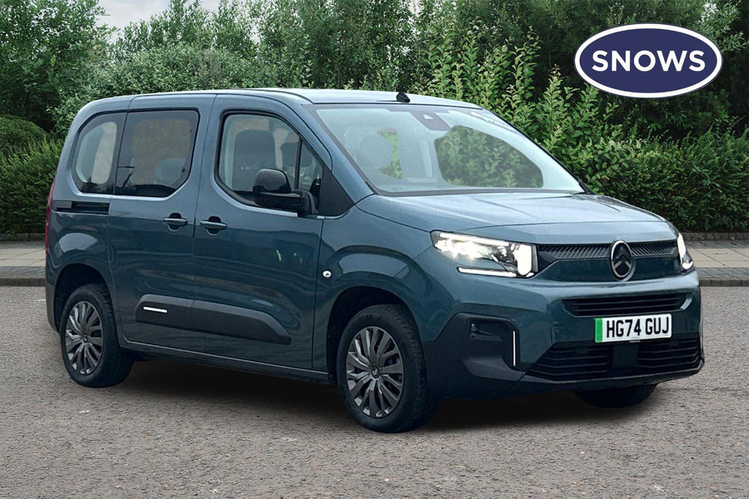 Main listing image - Citroen e-Berlingo