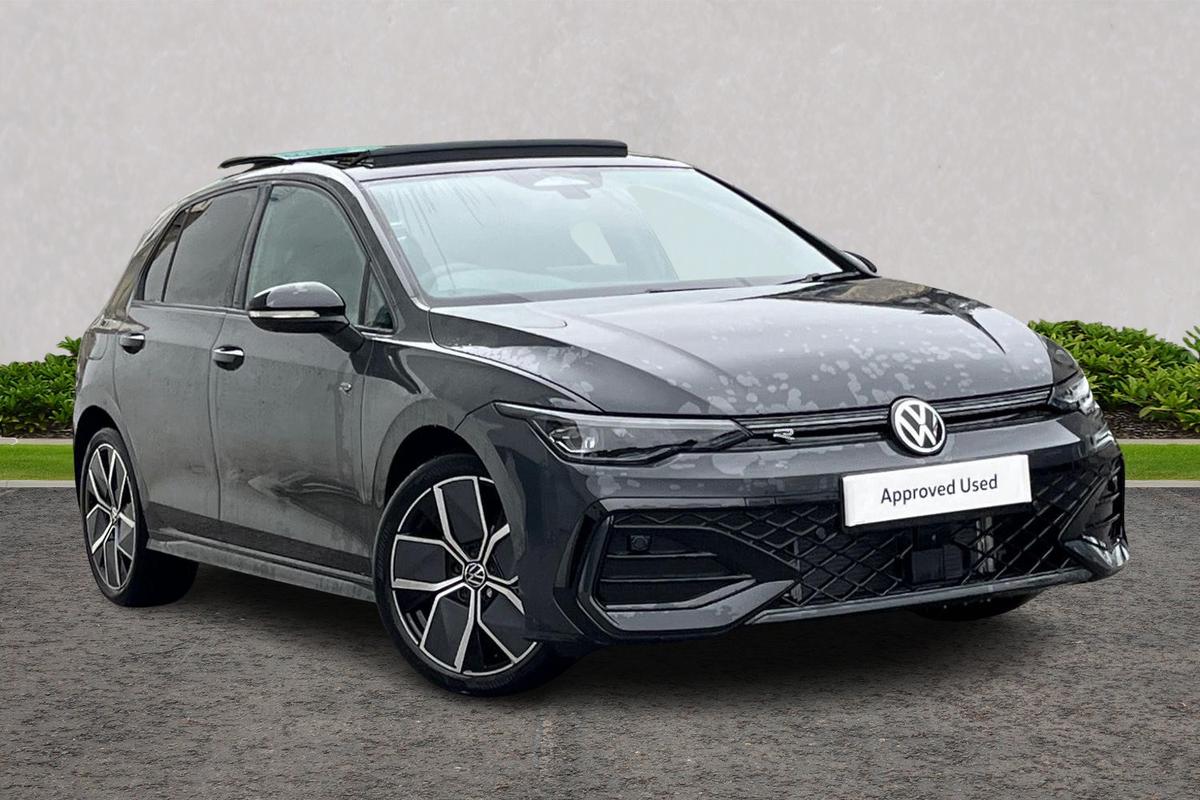 Main listing image - Volkswagen Golf