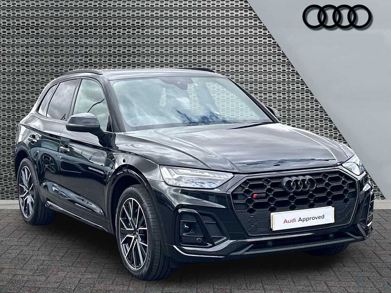 Main listing image - Audi Q5