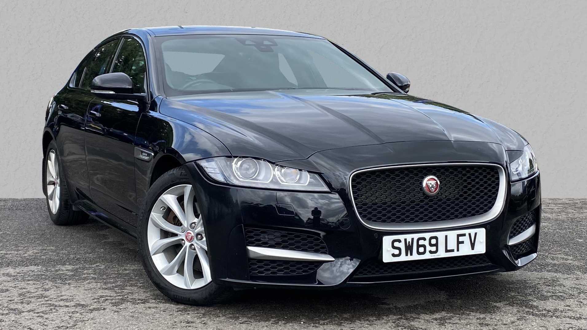 Main listing image - Jaguar XF