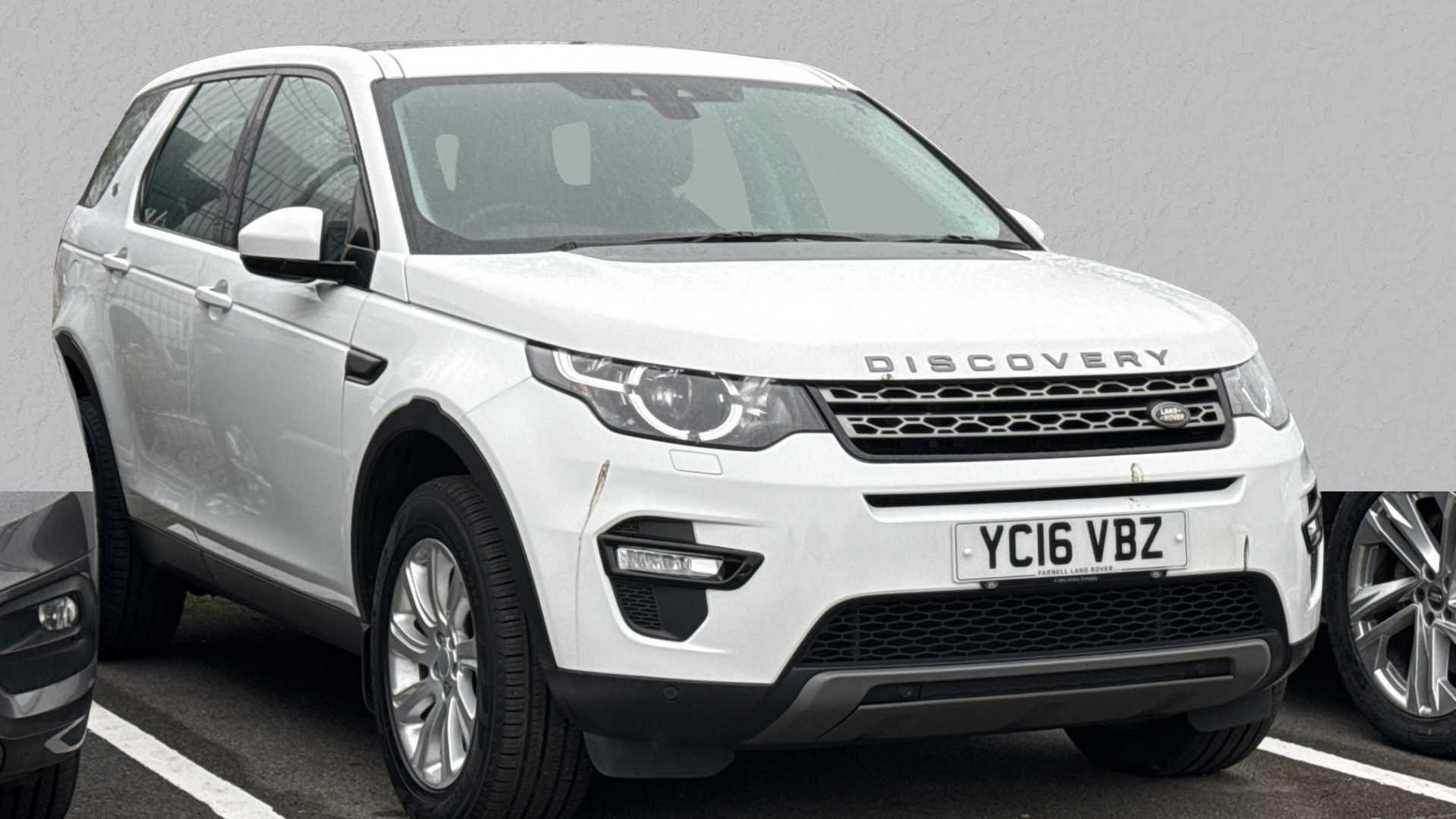 Main listing image - Land Rover Discovery Sport