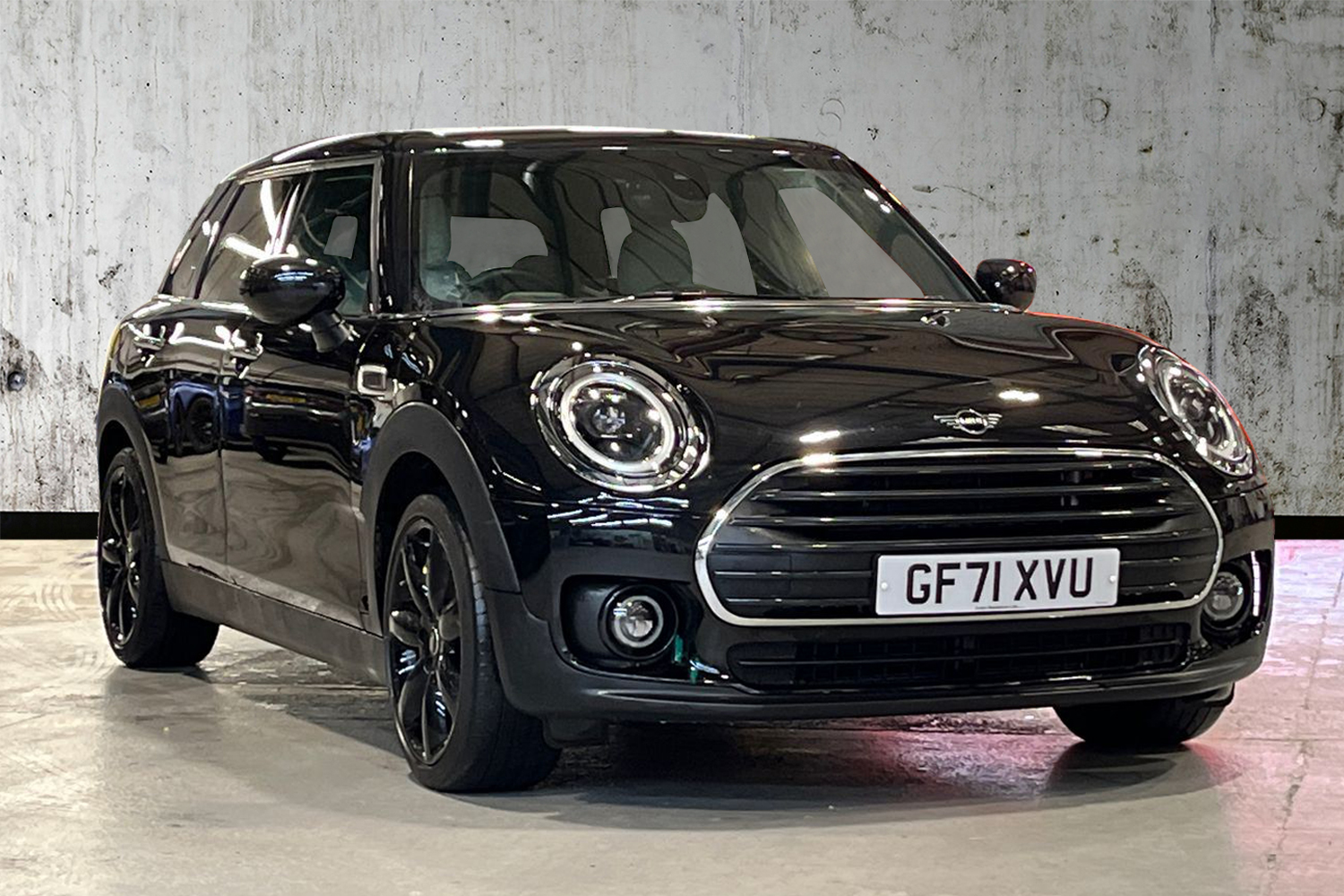 Main listing image - MINI Clubman