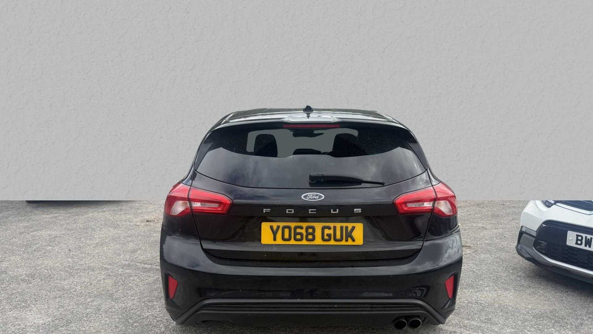 Main listing image - Ford Focus