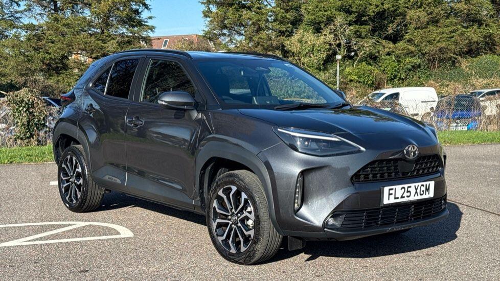 Main listing image - Toyota Yaris Cross