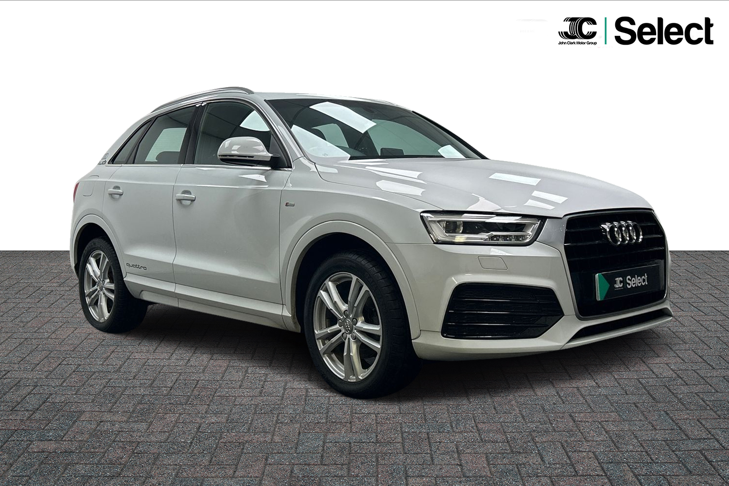 Main listing image - Audi Q3