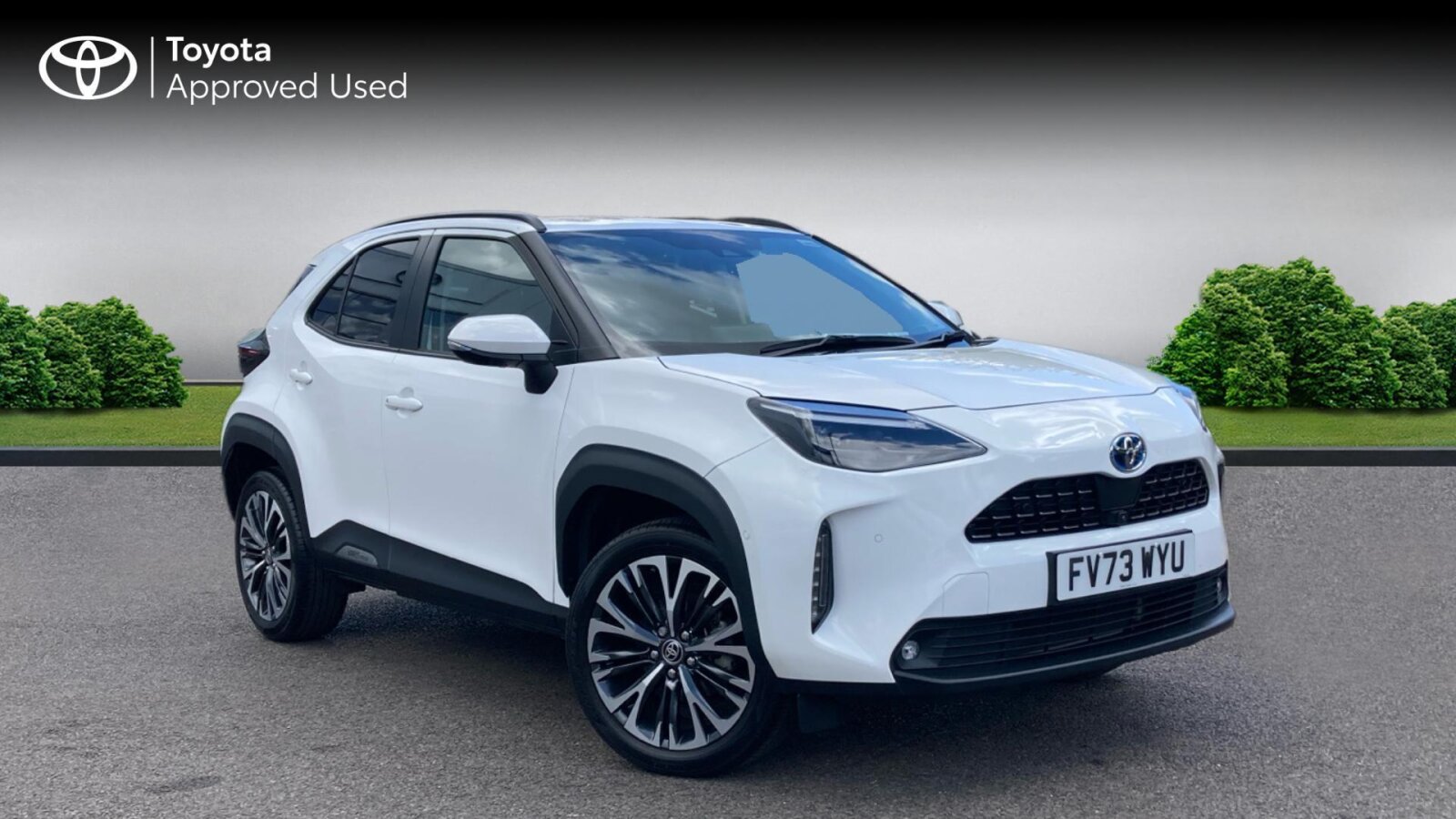 Main listing image - Toyota Yaris Cross