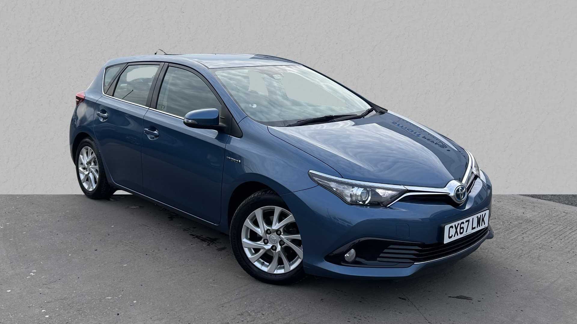 Main listing image - Toyota Auris