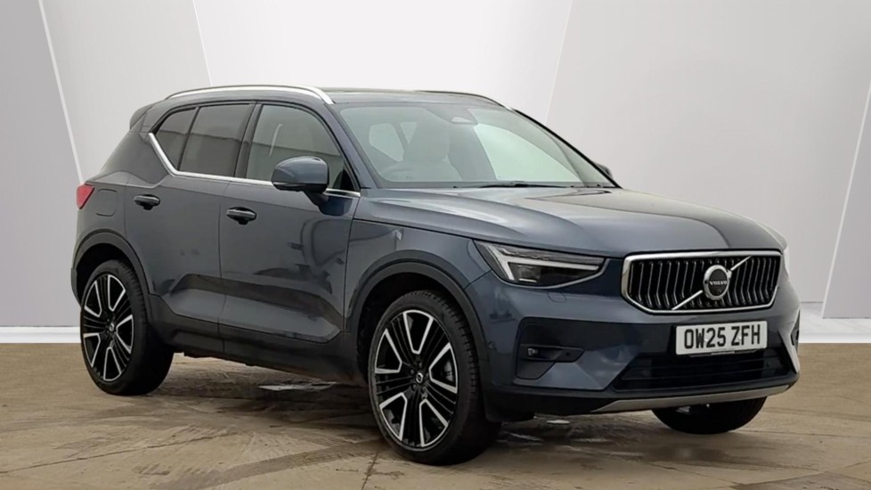 Main listing image - Volvo XC40