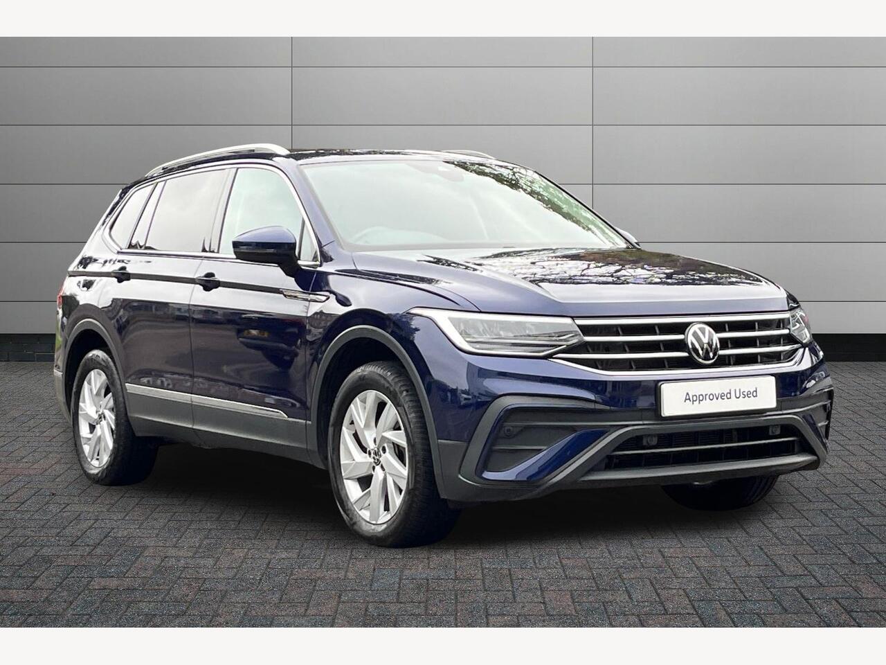 Main listing image - Volkswagen Tiguan Allspace