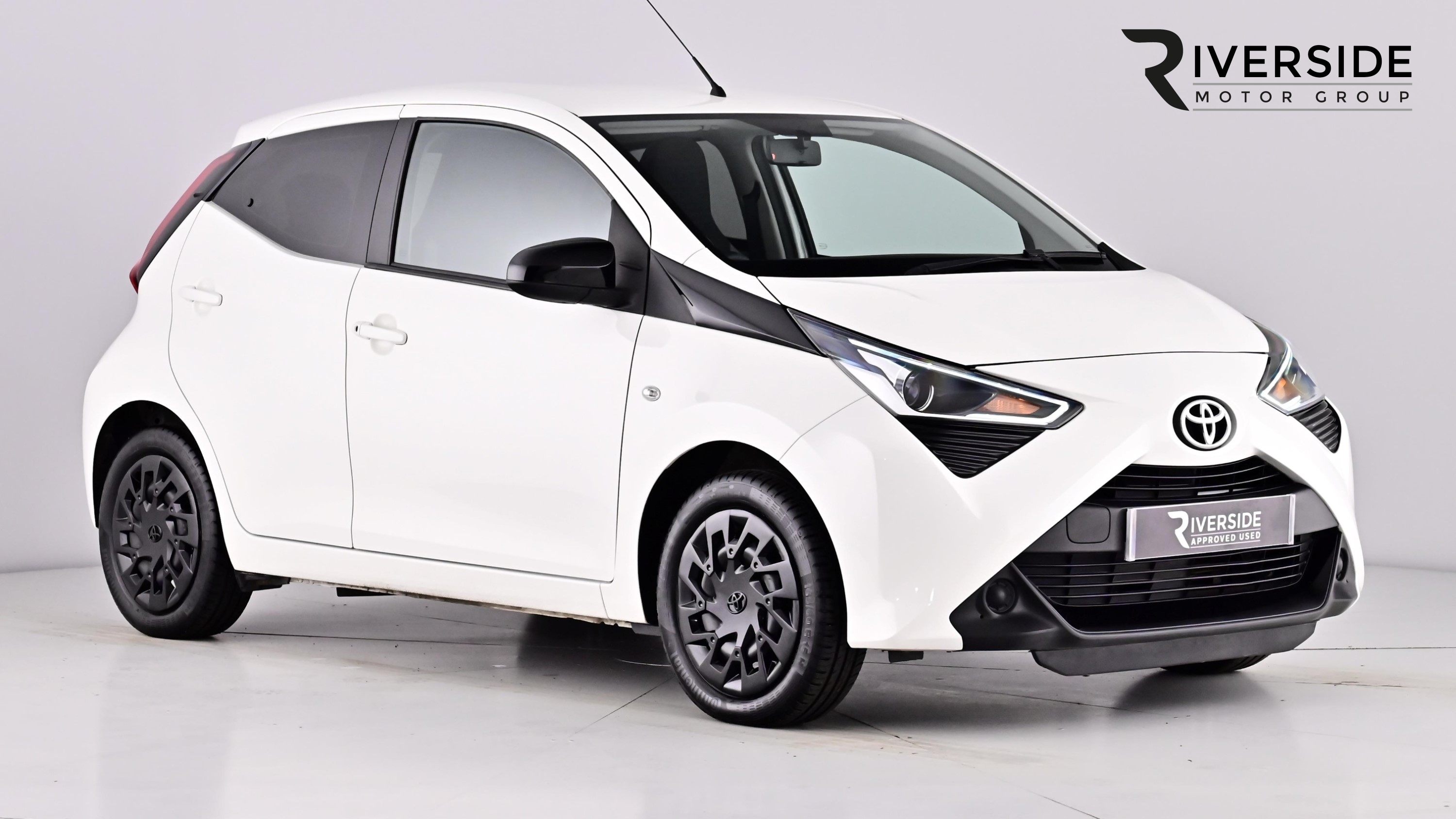 Main listing image - Toyota Aygo