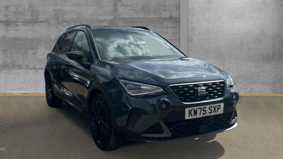 Main listing image - SEAT Arona