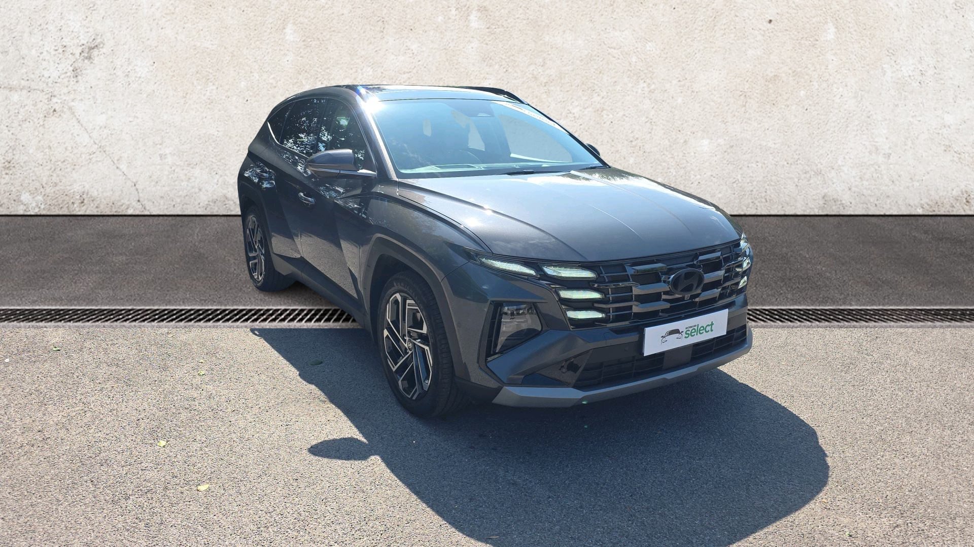 Main listing image - Hyundai Tucson