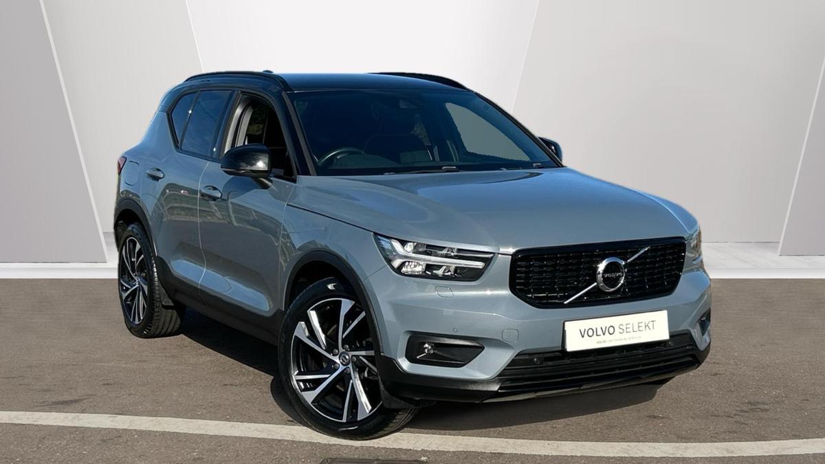 Main listing image - Volvo XC40