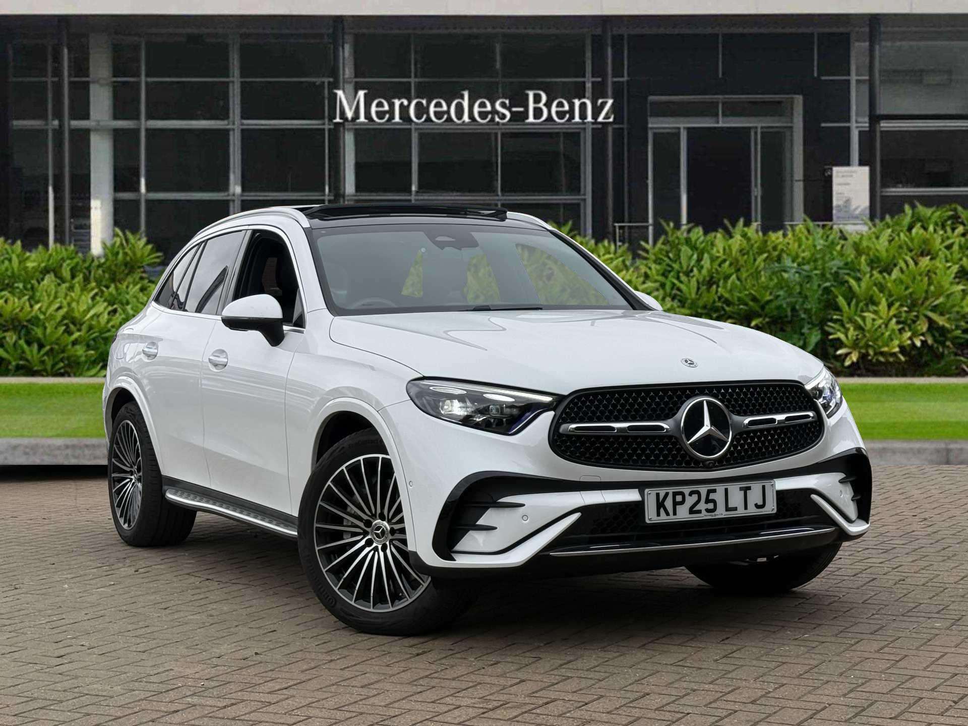 Main listing image - Mercedes-Benz GLC