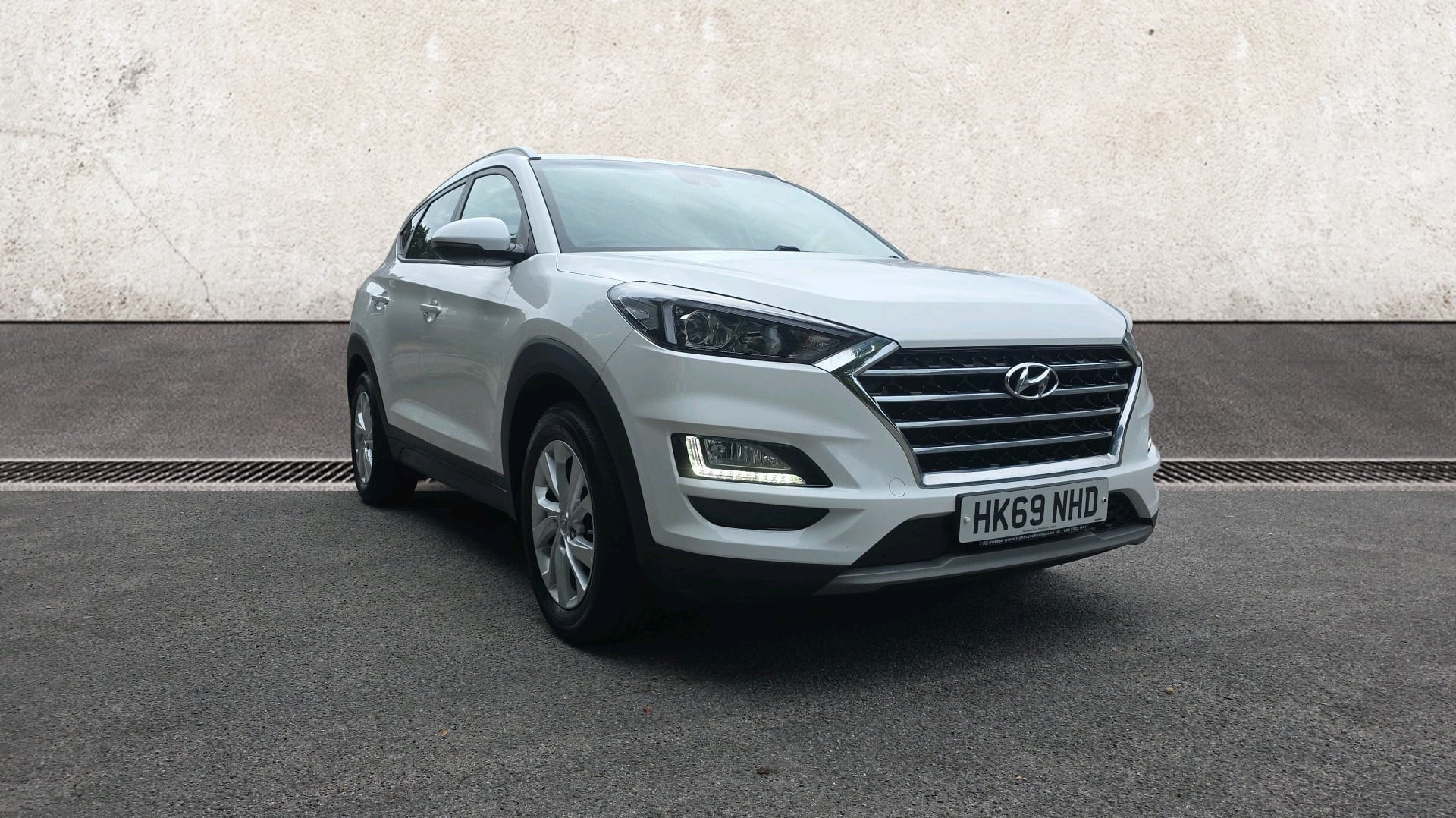 Main listing image - Hyundai Tucson