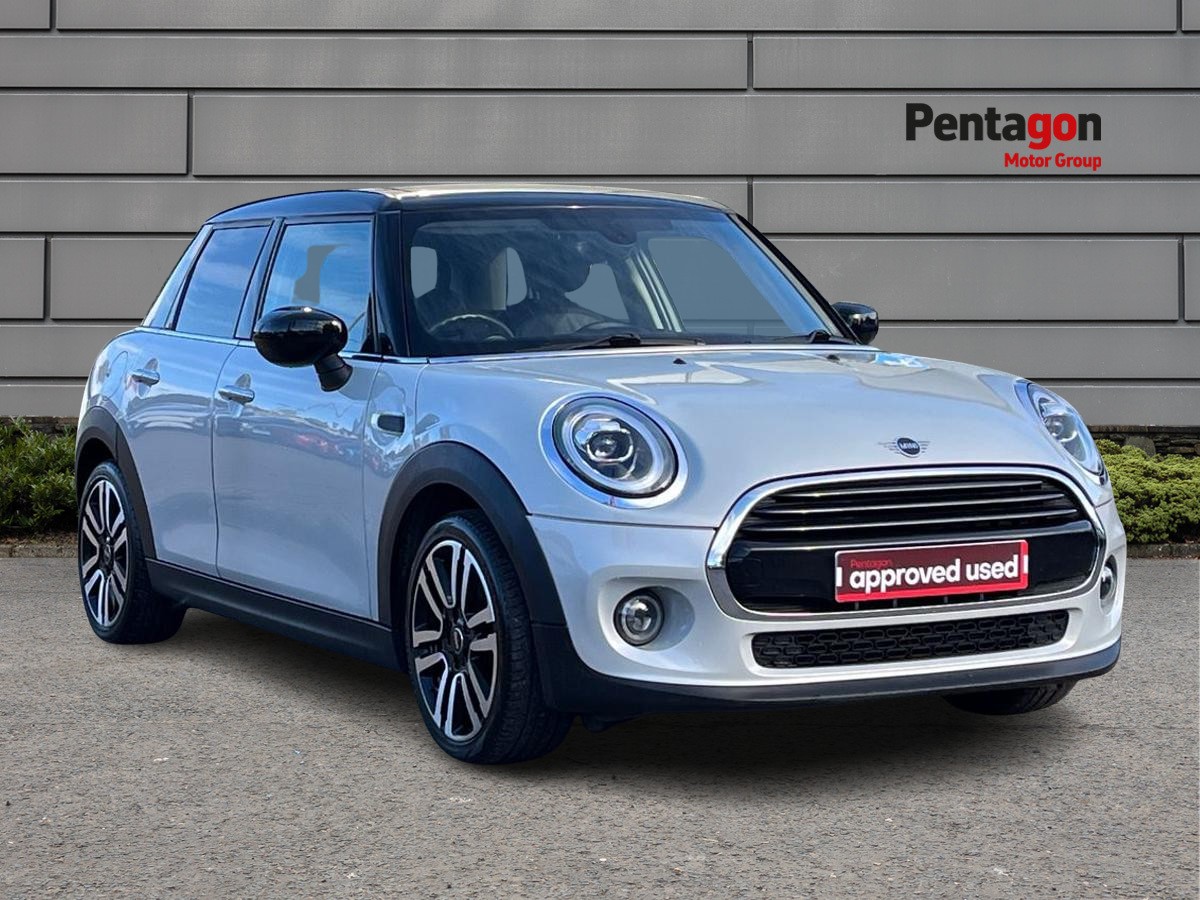 Main listing image - MINI Hatchback 5dr