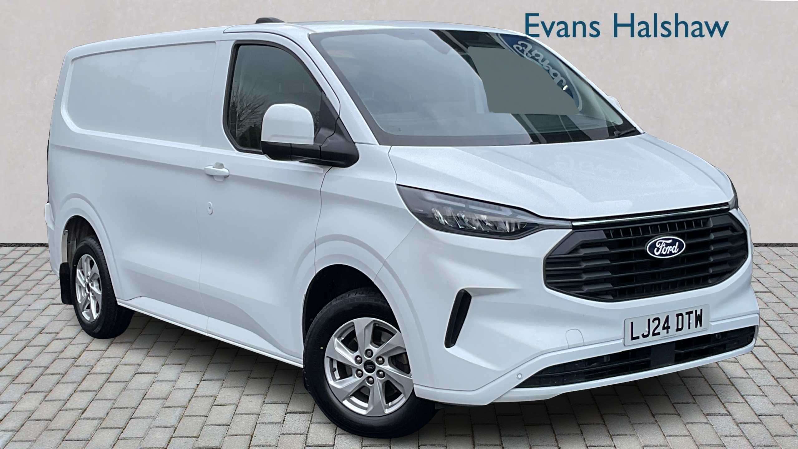 Main listing image - Ford Transit Custom