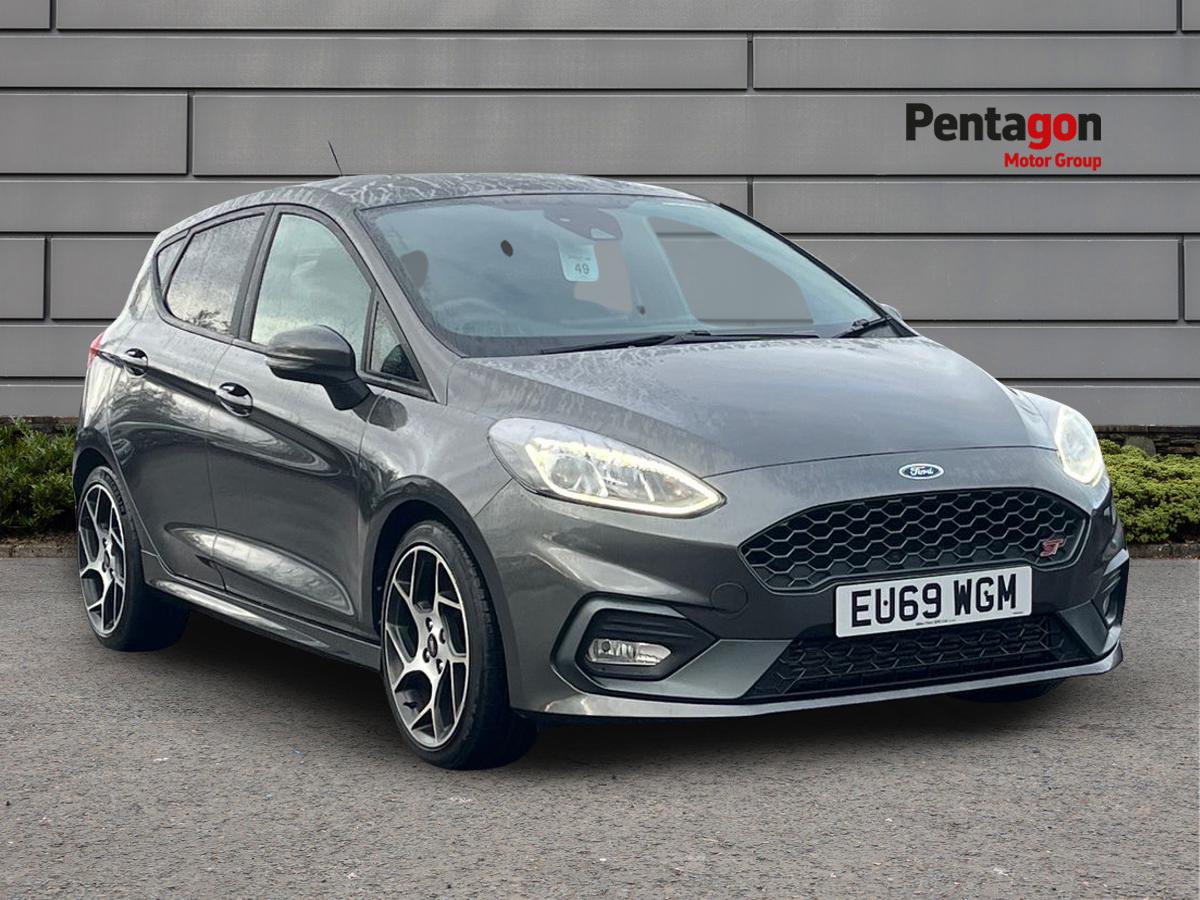 Main listing image - Ford Fiesta ST