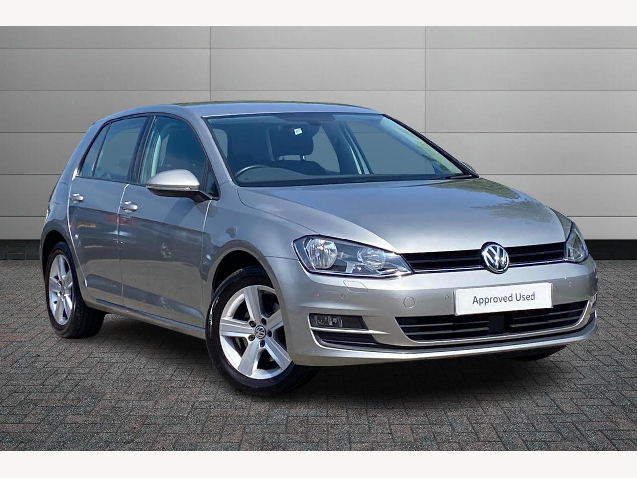 Main listing image - Volkswagen Golf