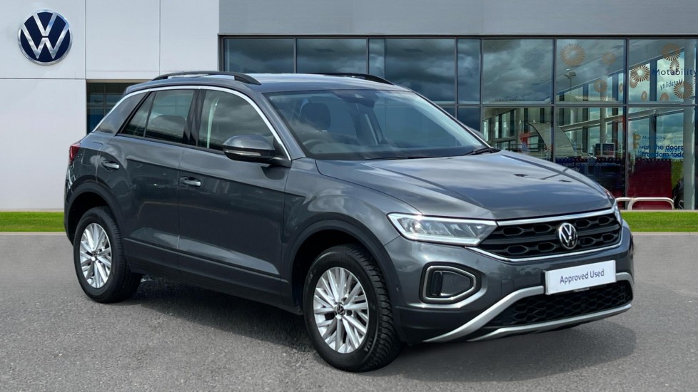 Main listing image - Volkswagen T-Roc