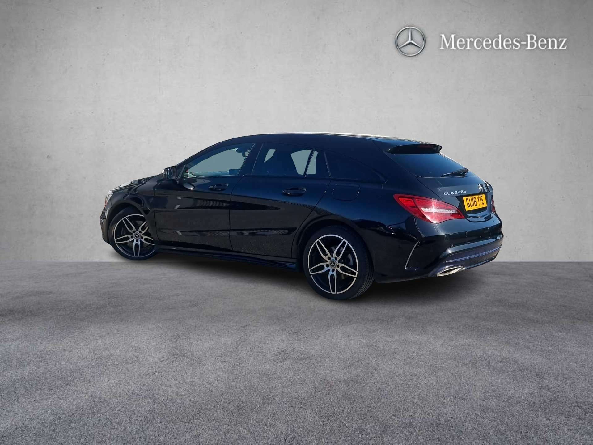 Main listing image - Mercedes-Benz CLA Shooting Brake