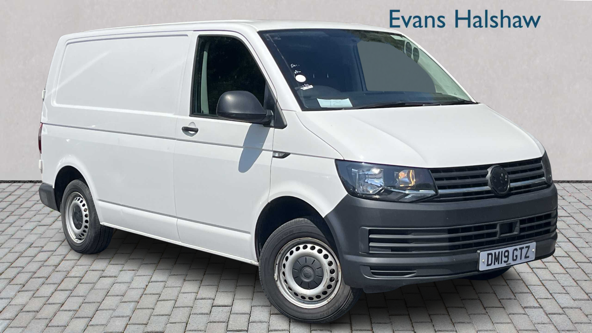 Main listing image - Volkswagen Transporter
