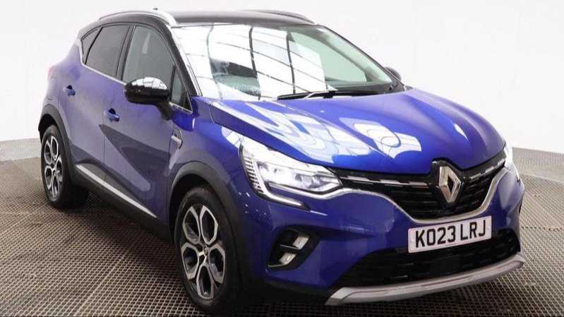 Main listing image - Renault Captur