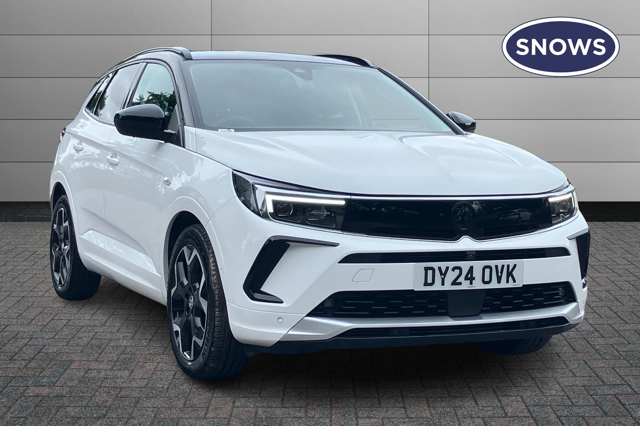 Main listing image - Vauxhall Grandland
