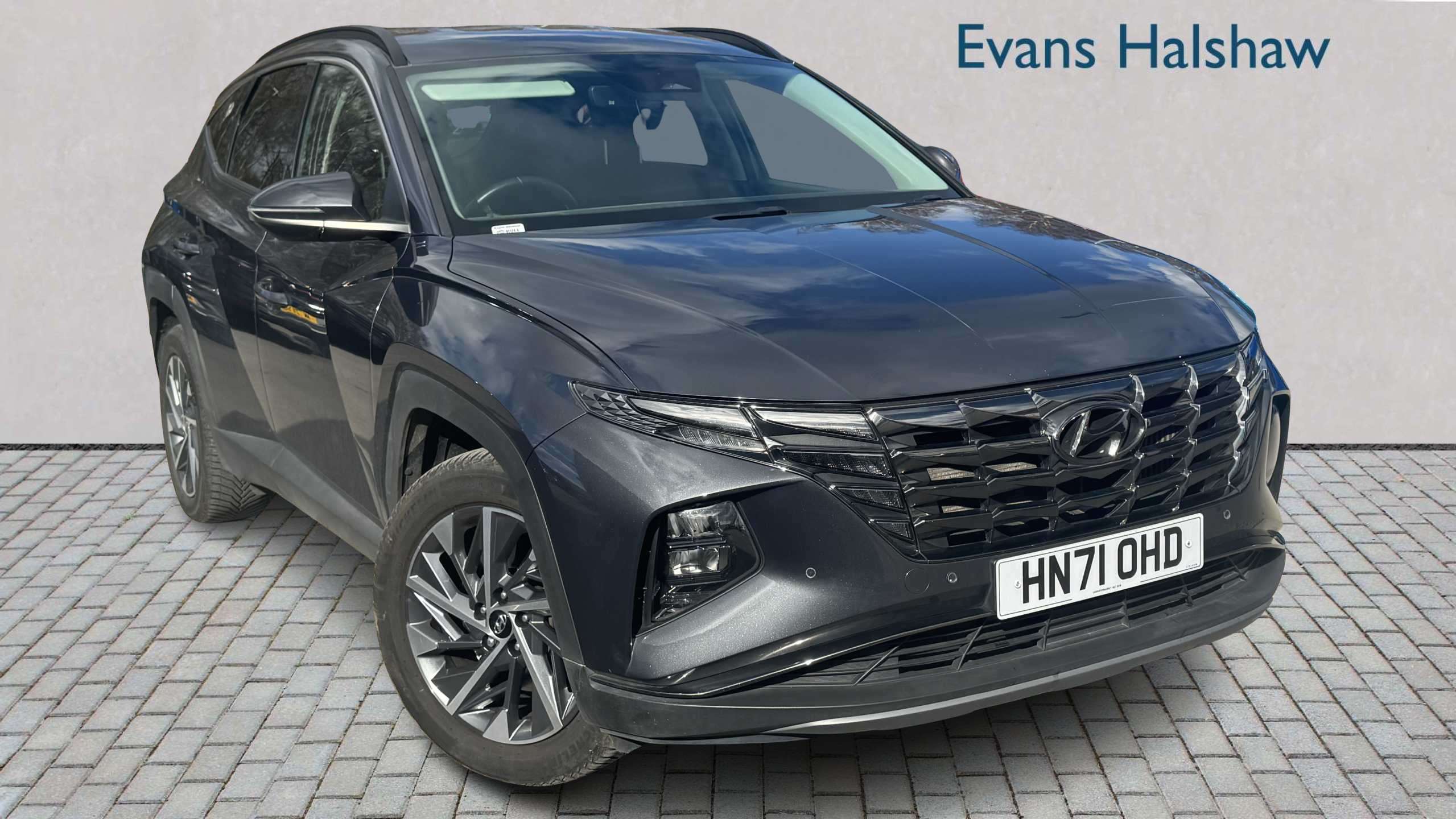 Main listing image - Hyundai Tucson