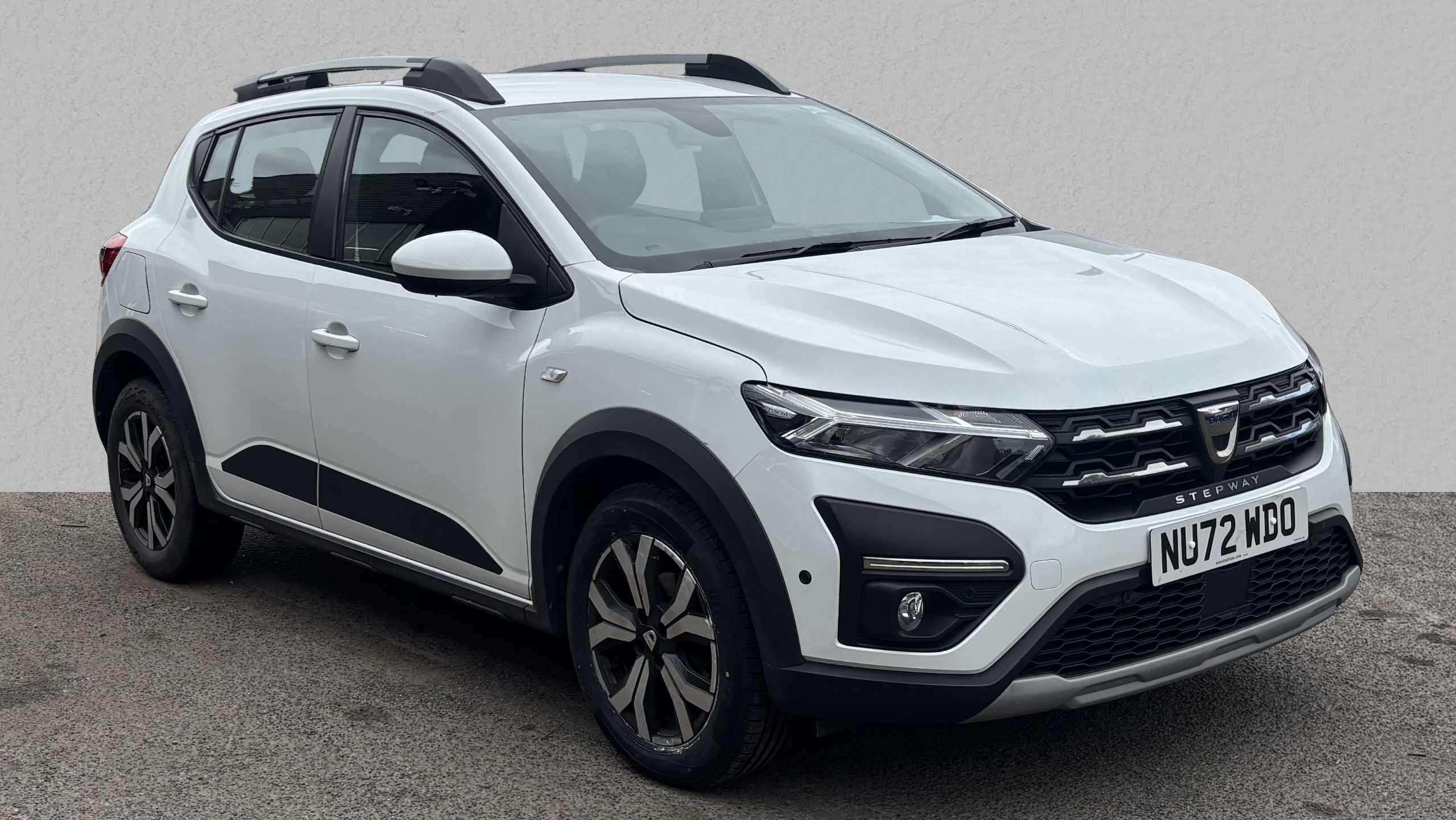 Main listing image - Dacia Sandero Stepway